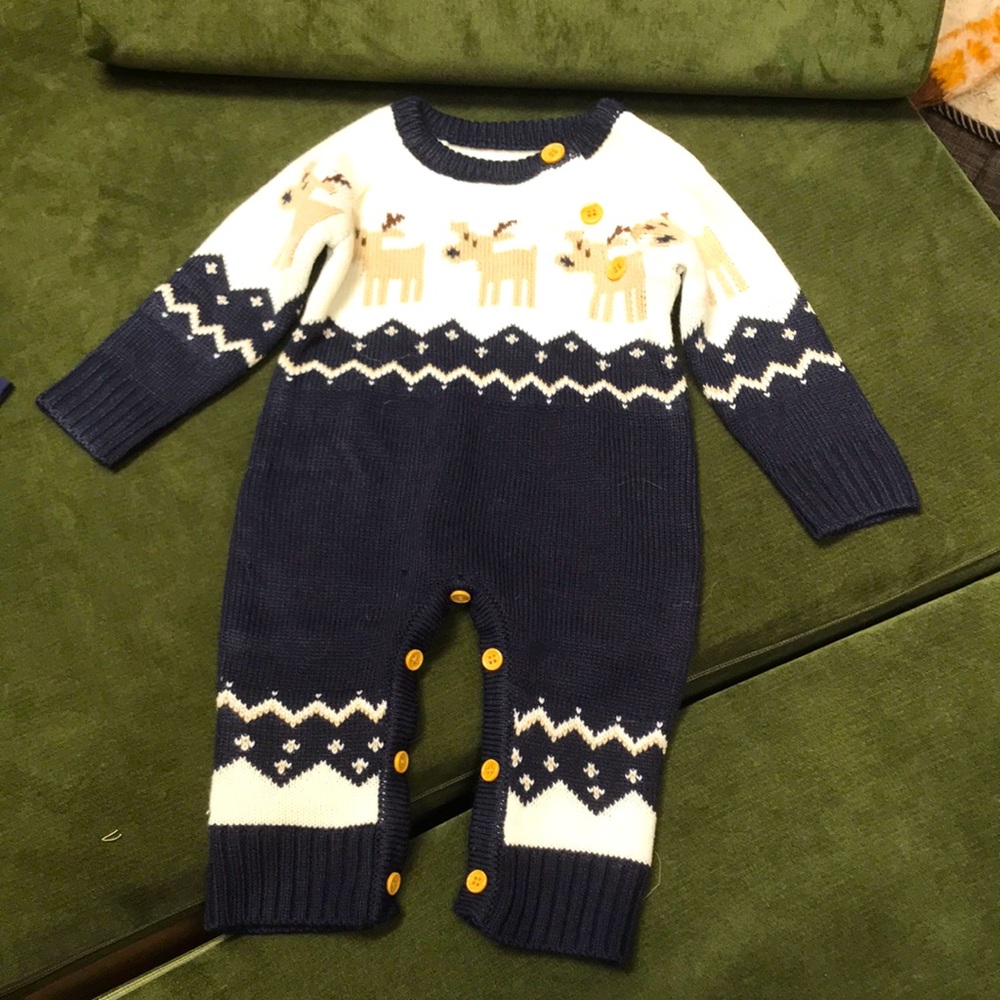 Infant winter sweater outfit